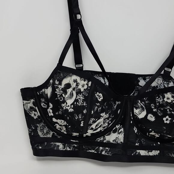 Torrid Simply Mesh Skull Floral Bra Size 2X - Picture 2 of 11
